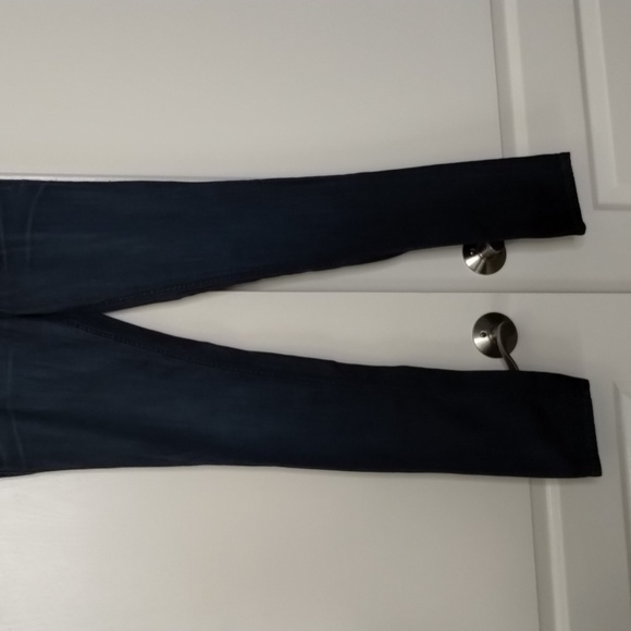 Level 99 skinny size 30 low to mid rise, 32" inseam, dark wash jeans - Picture 3 of 13